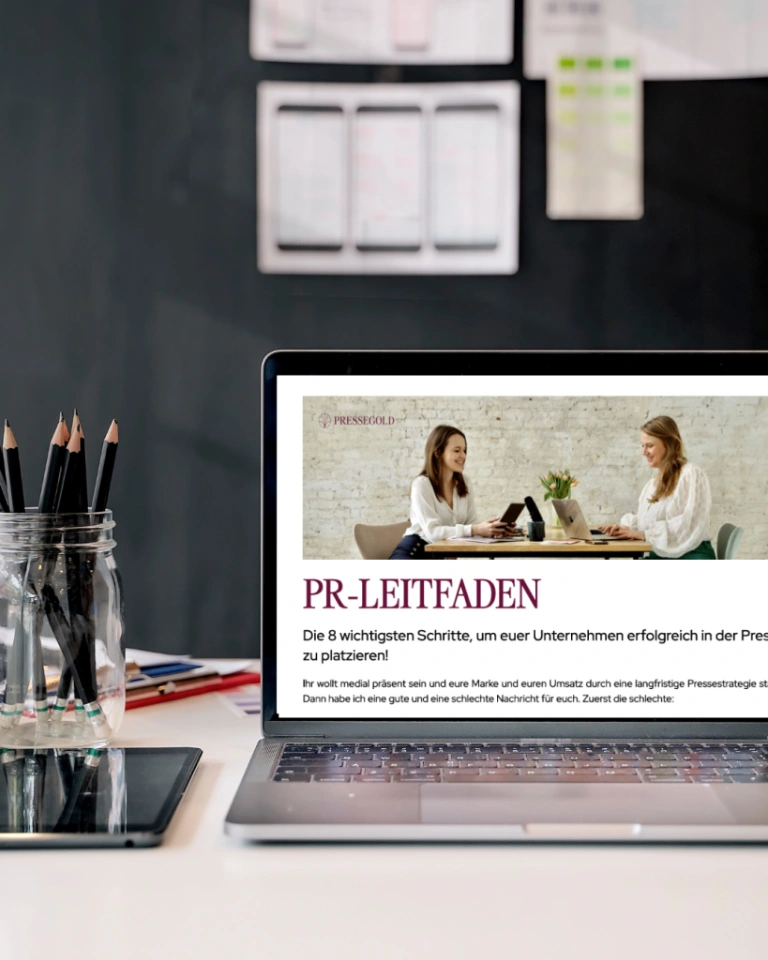 Pressegold PR-Leitfaden auf einem Laptop-Bildschirm – kostenloser Download für Unternehmerinnen