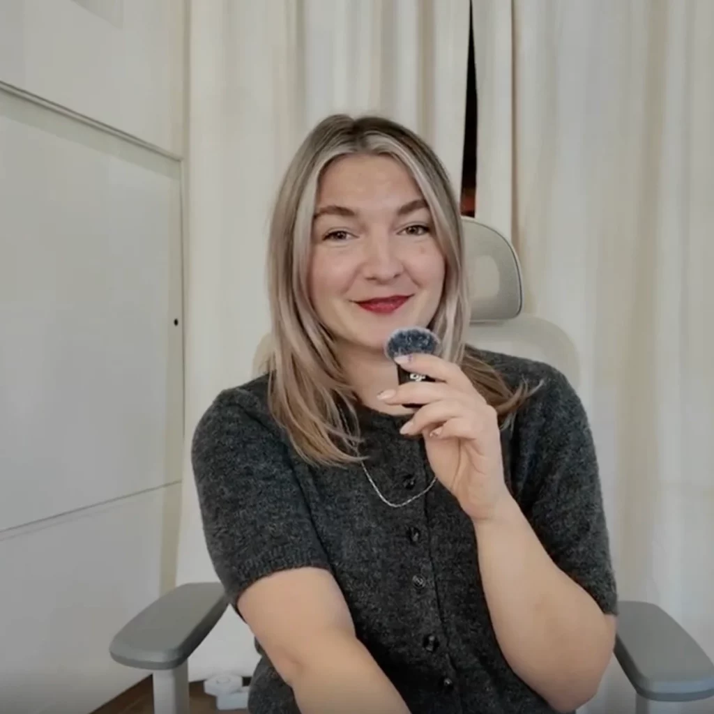 Vorschaubild: Sanja Zündorf von entzück dich selbst im Video-Erfahrungsbericht über Pressegold